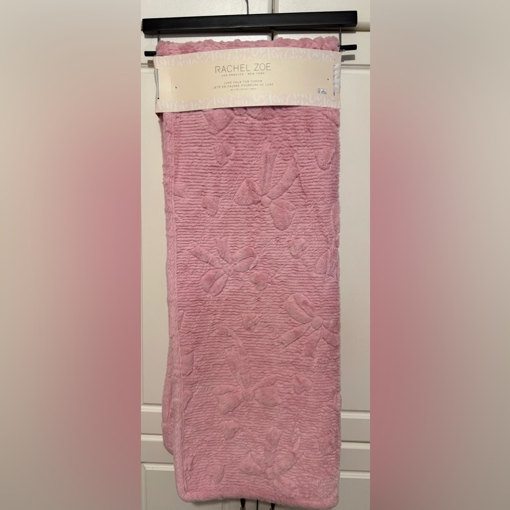 Rachel Zoe Pink Bow Throw Blanket